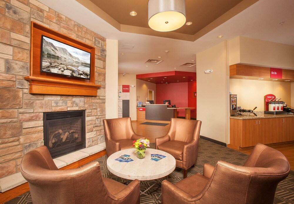 Towneplace Suites By Marriott Cheyenne Southwest/Downtown Area Екстериор снимка