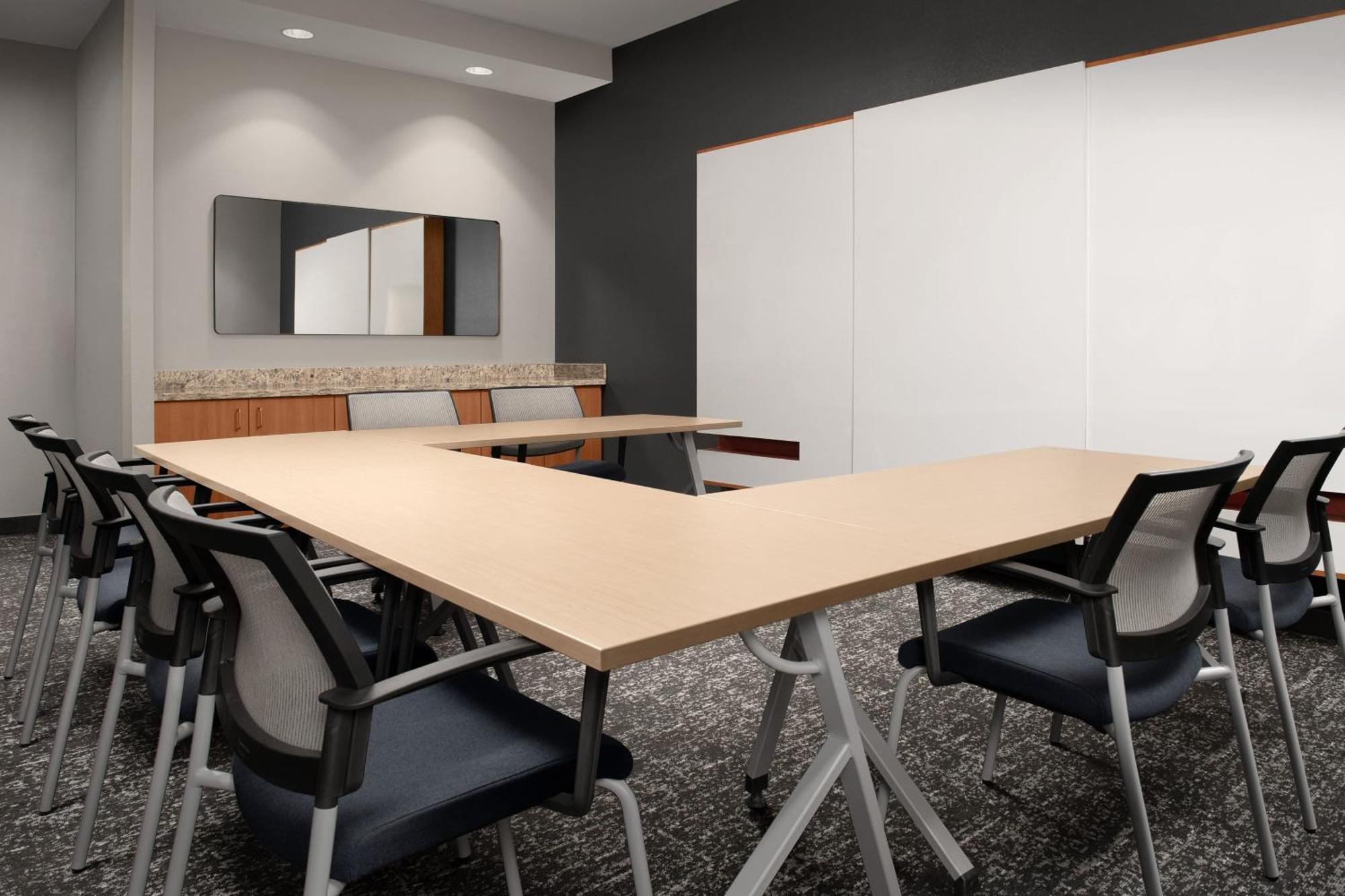 Towneplace Suites By Marriott Cheyenne Southwest/Downtown Area Екстериор снимка