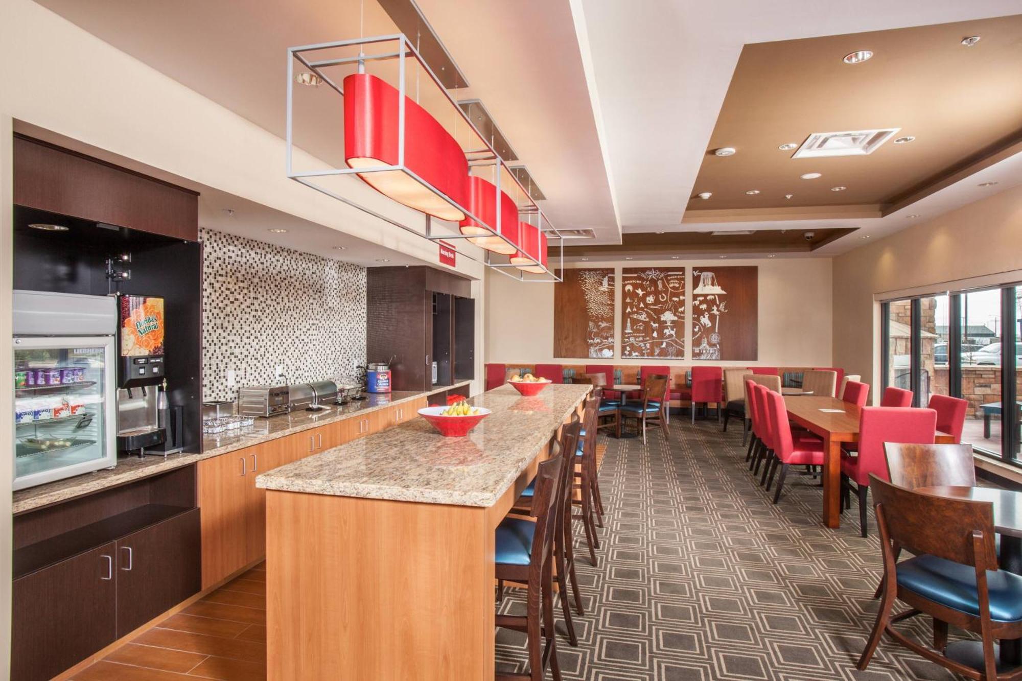 Towneplace Suites By Marriott Cheyenne Southwest/Downtown Area Екстериор снимка